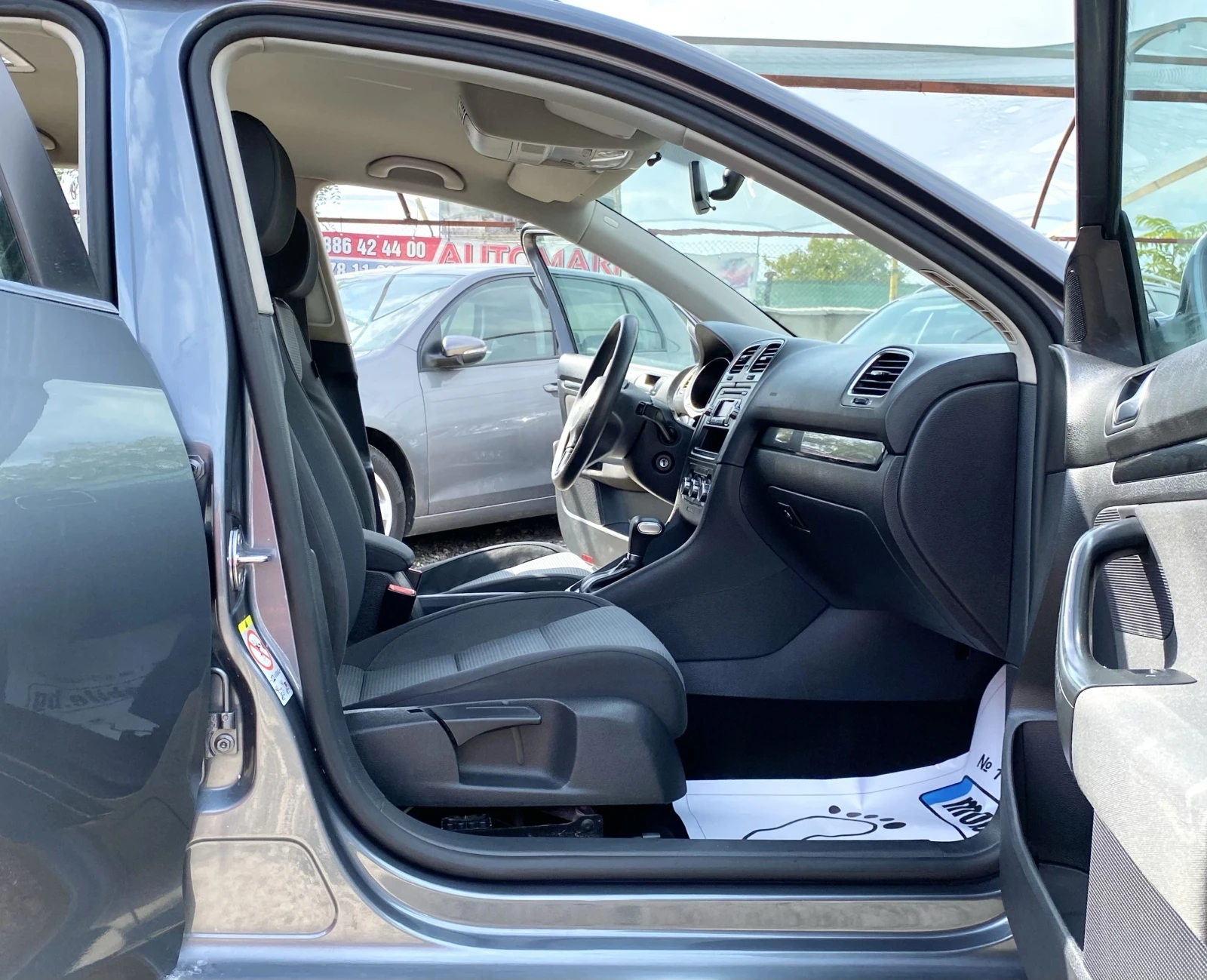 VW Golf 1.6TDI 105HP DSG | Mobile.bg   11