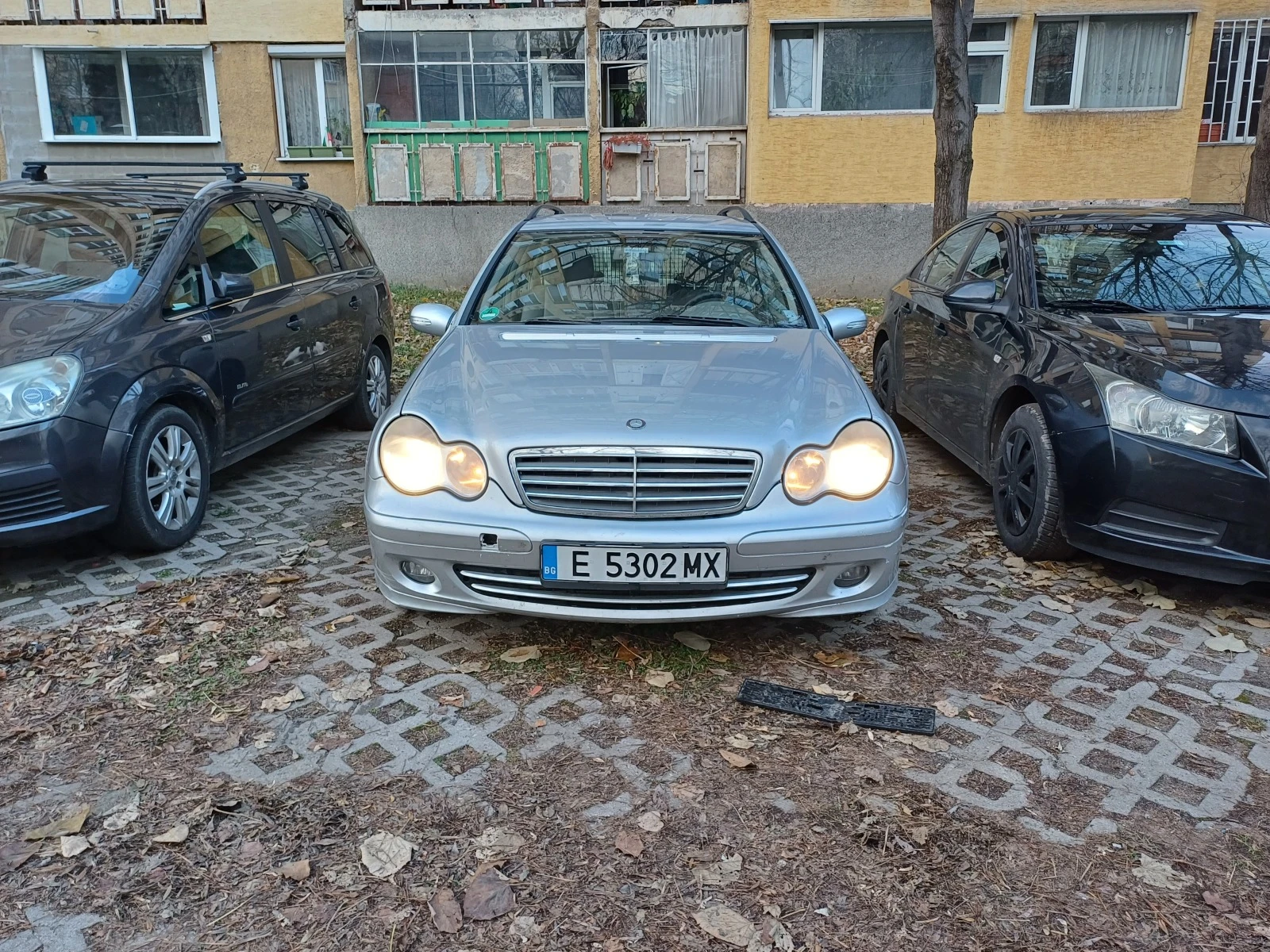 Mercedes-Benz C 220, снимка 16 - Автомобили и джипове - 53930600