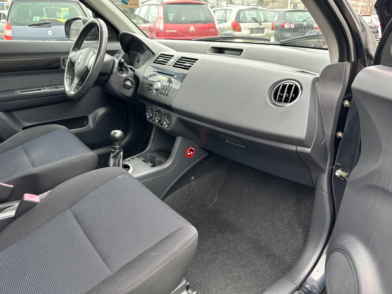 Suzuki Swift 1.3I-92kc 4x4 | Mobile.bg — изображение 12