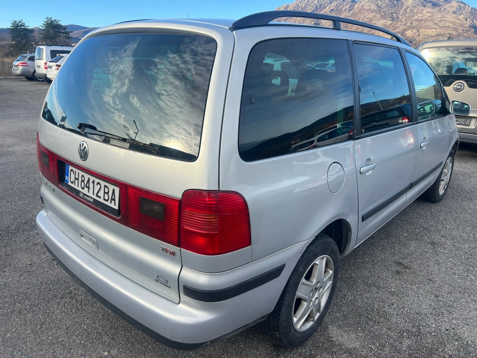 VW Sharan 1.9TDI-7MESTA - изображение 5