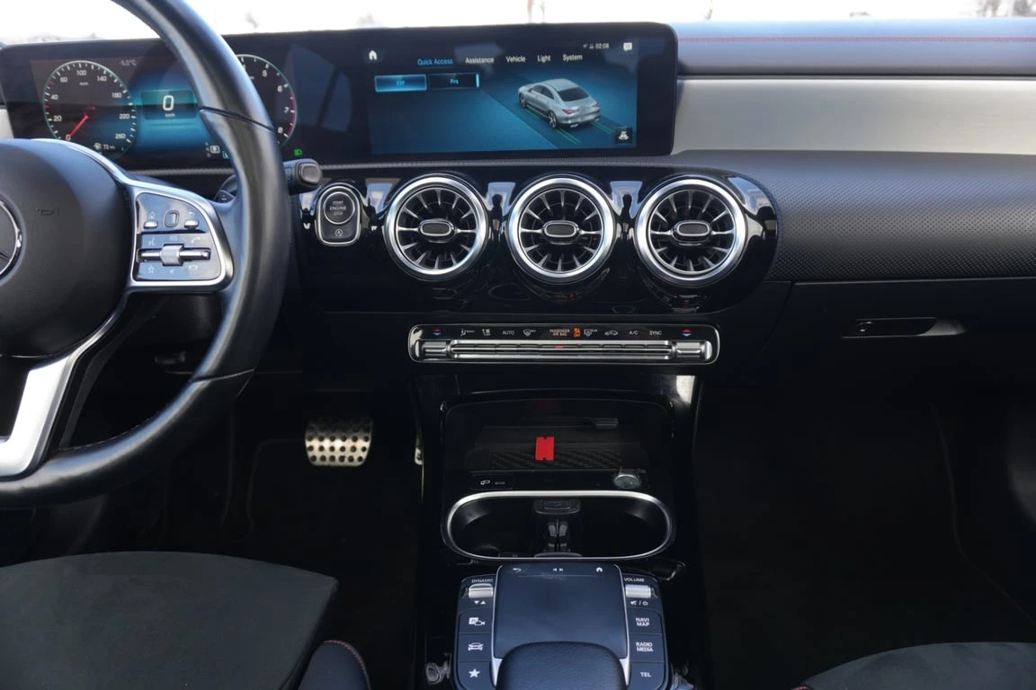 Mercedes-Benz CLA 250 4MATIC * Панорама * 360  * KEYLESS * Carfax - изображение 9