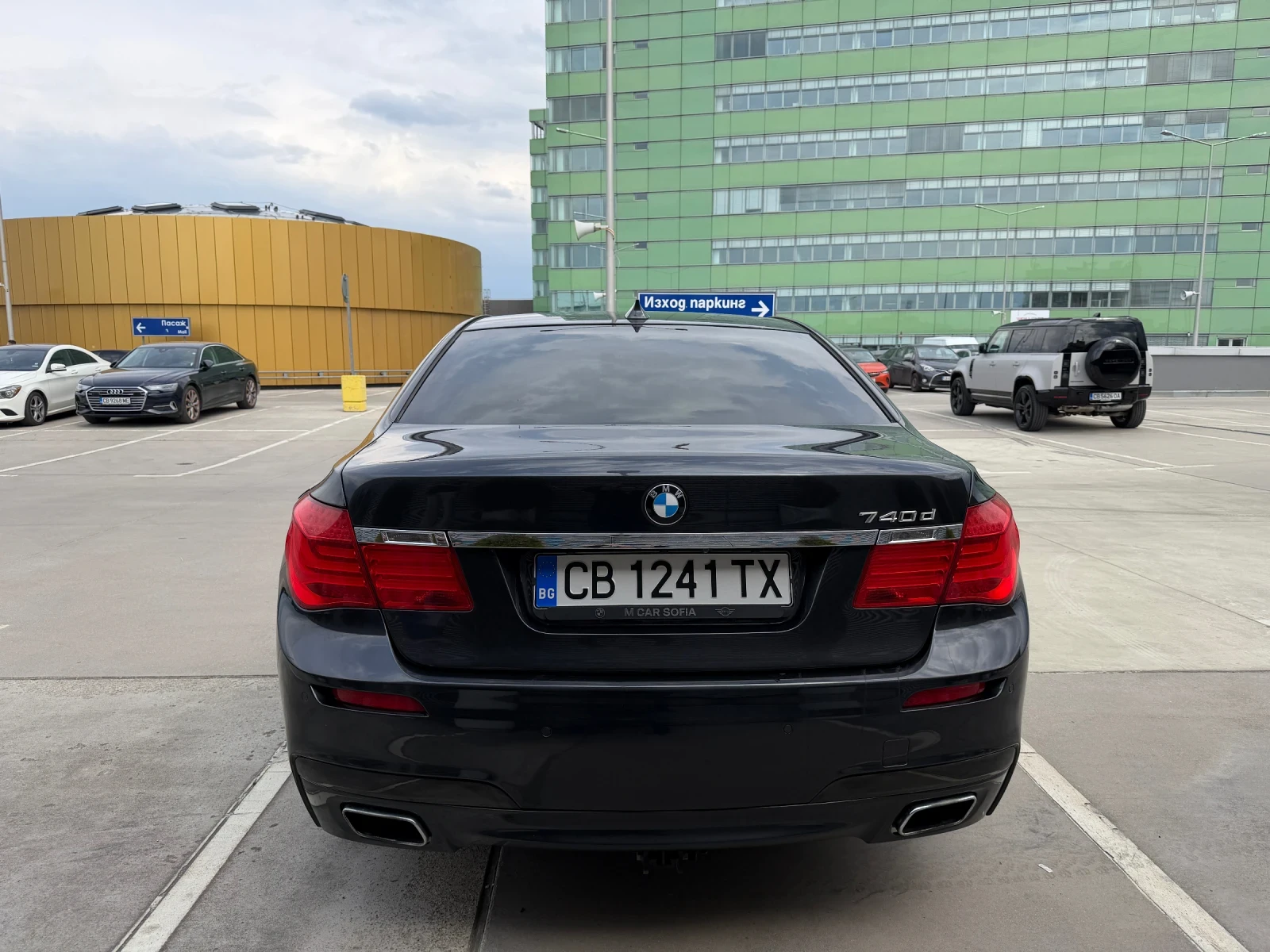 BMW 740 Full MPaket, снимка 4 - Автомобили и джипове - 54267143