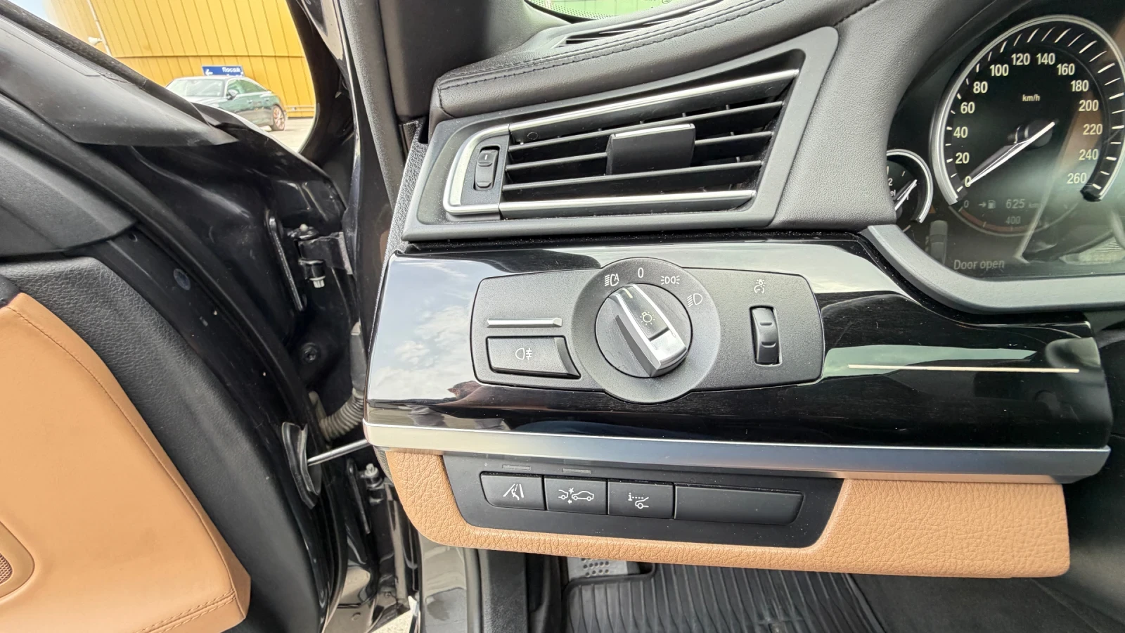 BMW 740 Full MPaket, снимка 10 - Автомобили и джипове - 54267143