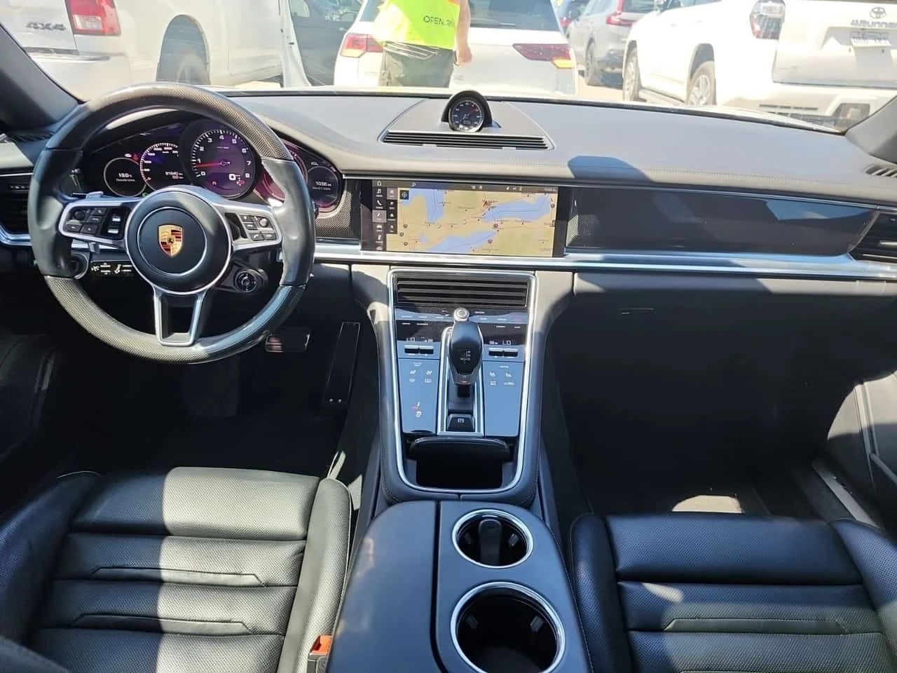 Porsche Panamera 4S  CARFAX, снимка 10 - Автомобили и джипове - 54748307
