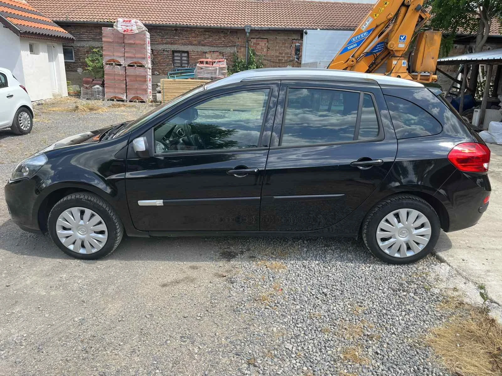 Renault Clio 1.2 i , снимка 10 - Автомобили и джипове - 54823963
