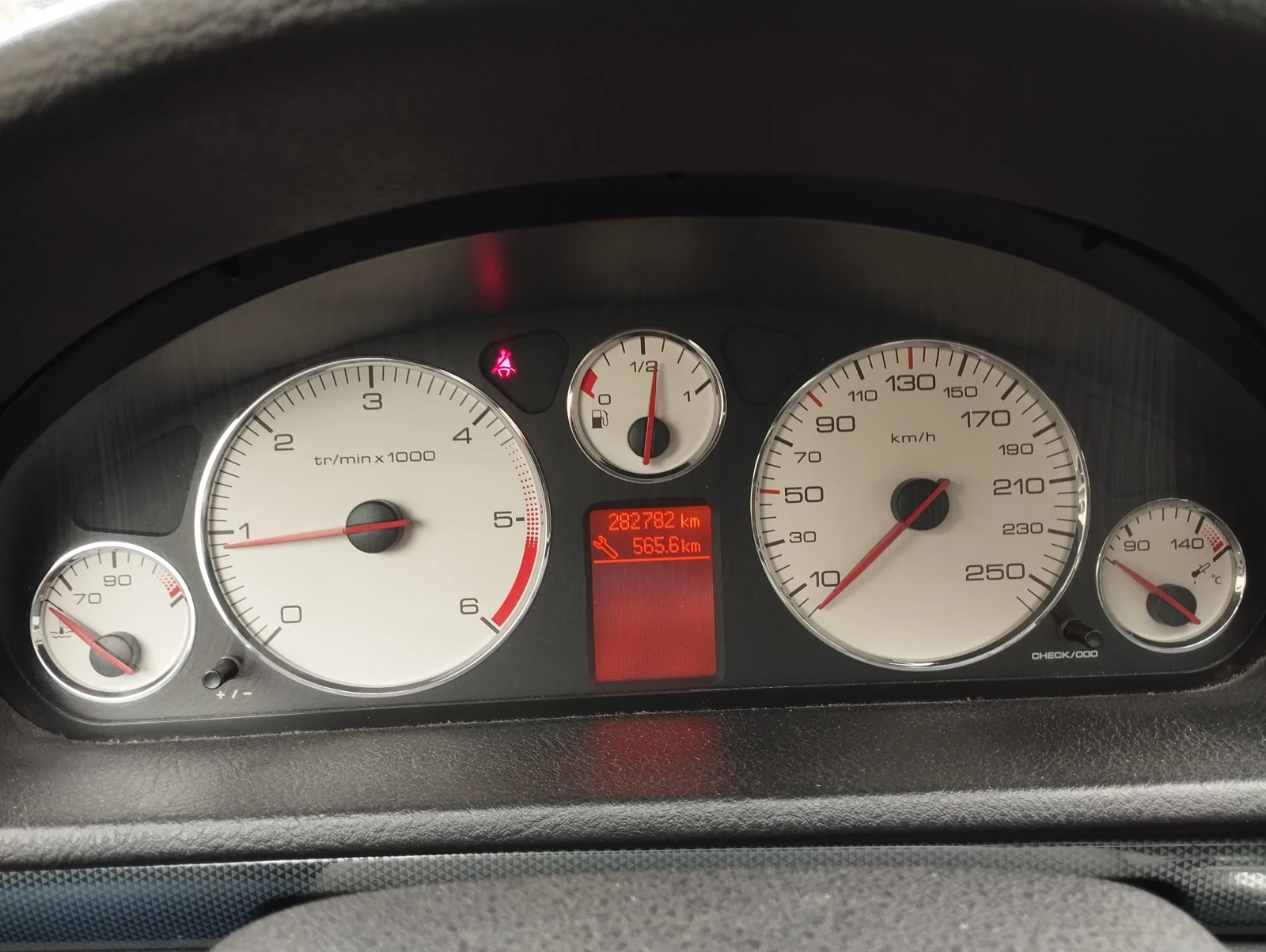 Peugeot 407, снимка 9 - Автомобили и джипове - 54836047