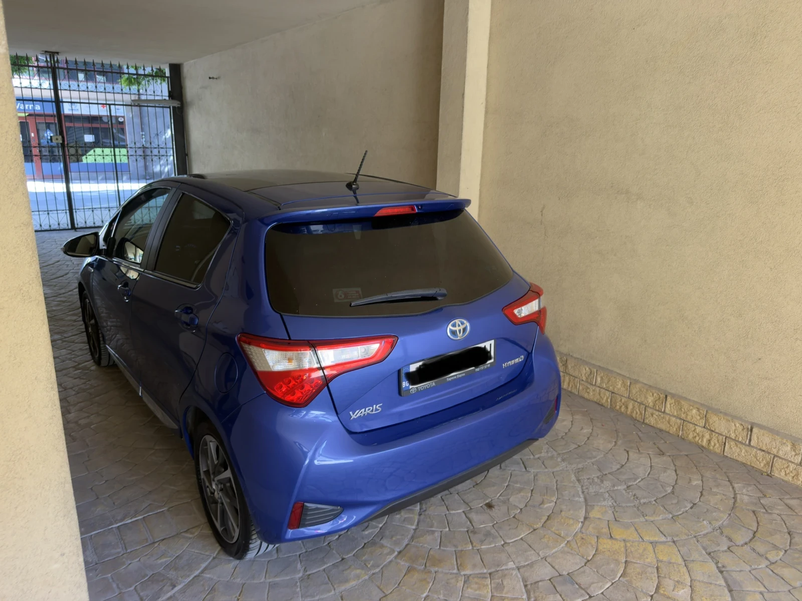 Toyota Yaris, снимка 12 - Автомобили и джипове - 54836285