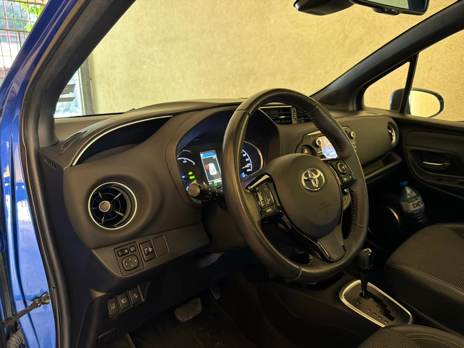 Toyota Yaris, снимка 7 - Автомобили и джипове - 54836285