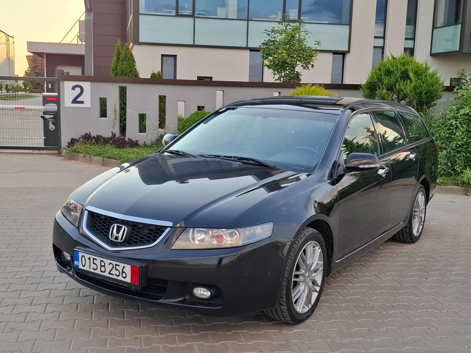 Honda Accord 2.0I* (156кс)* KOЖА* HOB BHOC* * , снимка 3 - Автомобили и джипове - 55192932