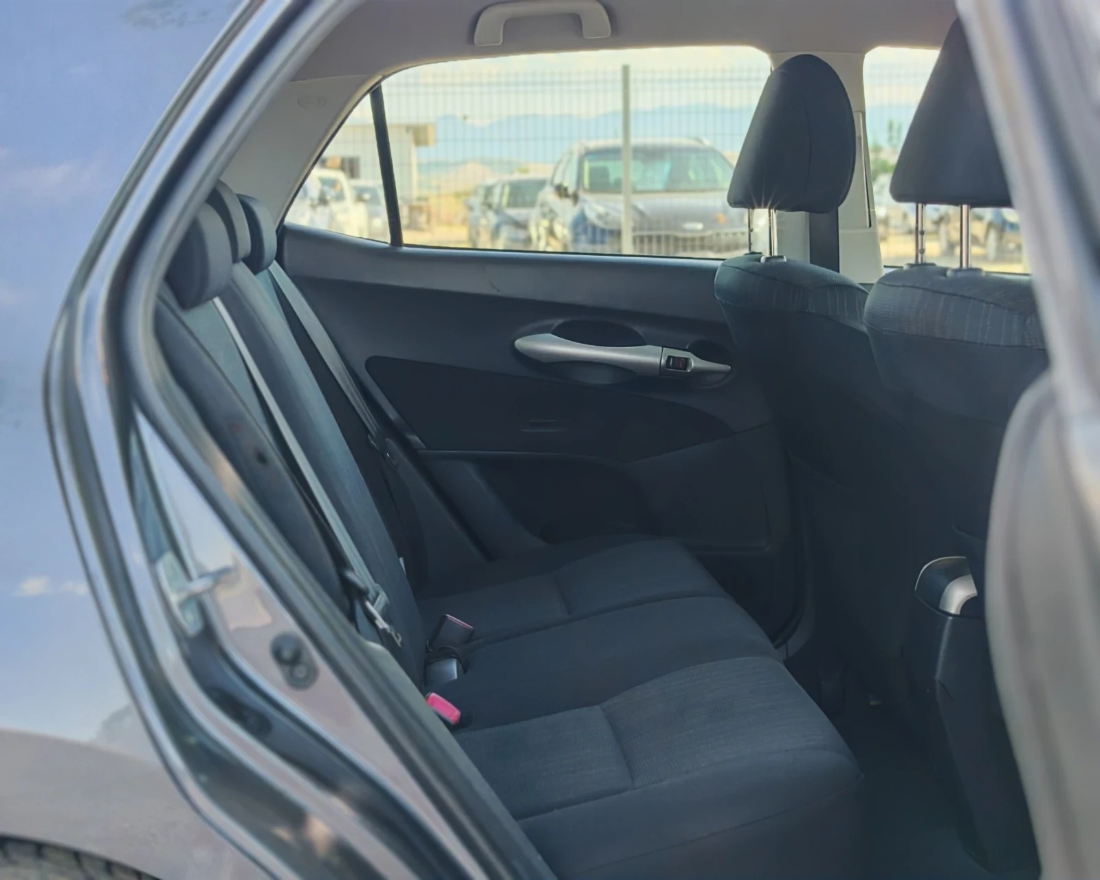 Toyota Auris 1.4 БЕНЗИН 97 К.С 146 000 КМ! БЕЗ АНАЛОГ!!!, снимка 12 - Автомобили и джипове - 55451267