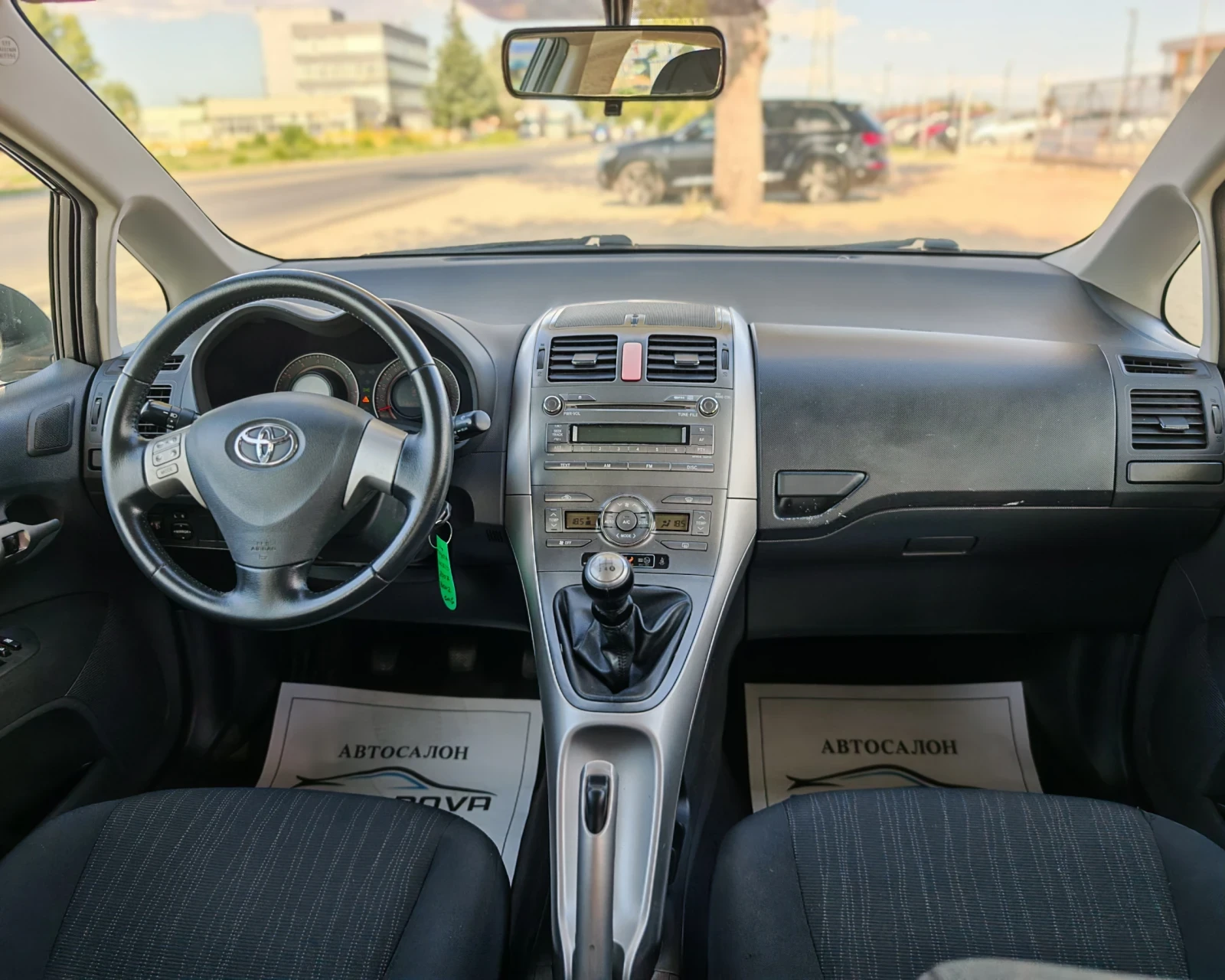 Toyota Auris 1.4 БЕНЗИН 97 К.С 146 000 КМ! БЕЗ АНАЛОГ!!!, снимка 13 - Автомобили и джипове - 55451267