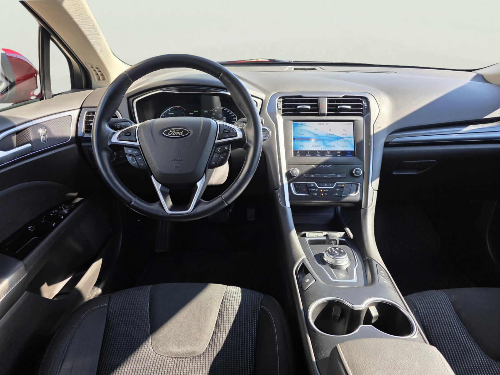 Ford Mondeo 2.0 EcoBlue, снимка 11 - Автомобили и джипове - 55793140