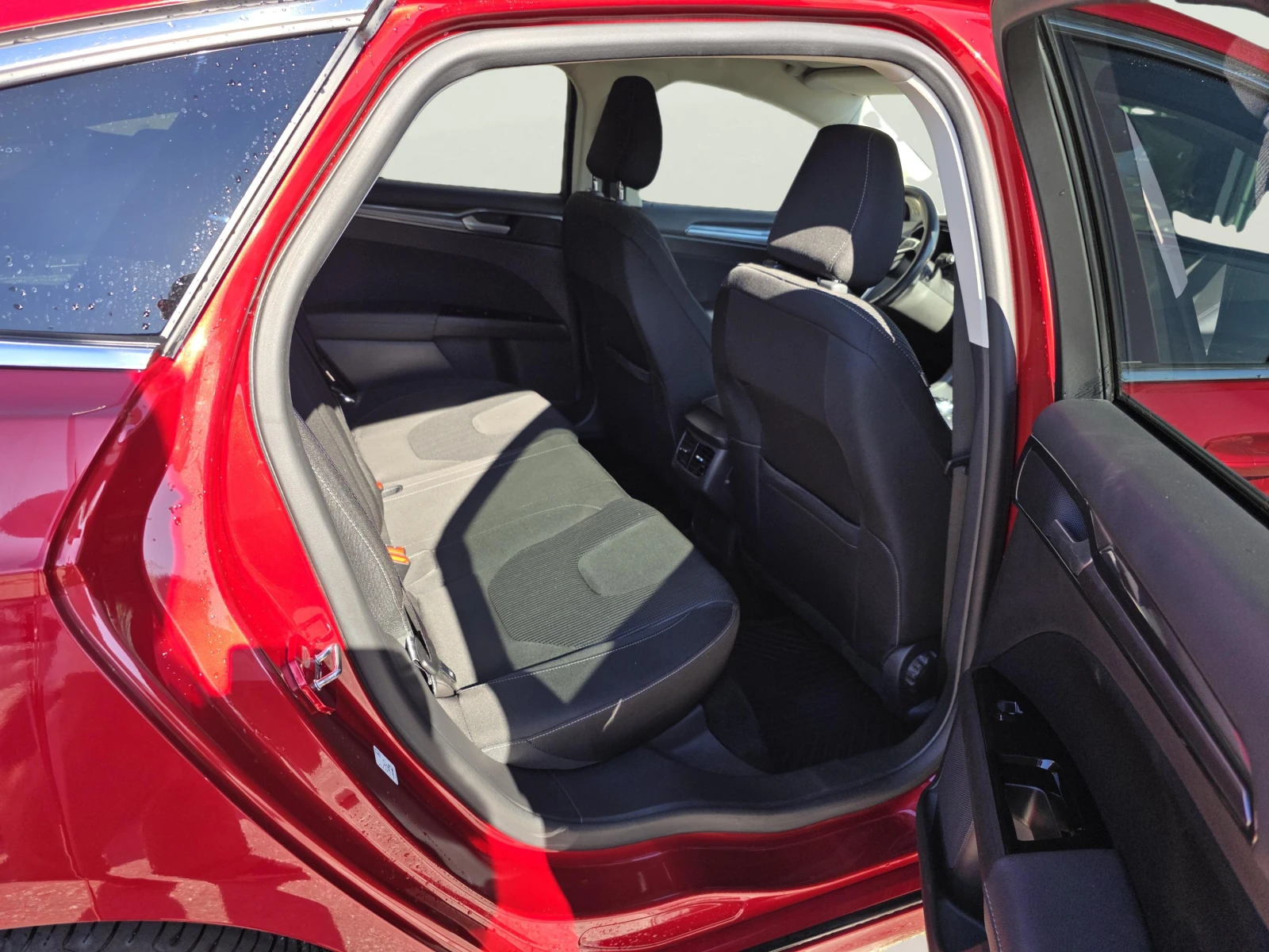 Ford Mondeo 2.0 EcoBlue, снимка 10 - Автомобили и джипове - 55793140