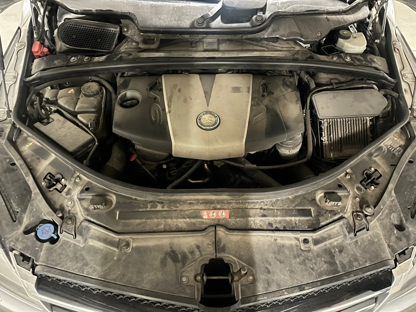 Mercedes-Benz R 350 4matic 7местен, снимка 8 - Автомобили и джипове - 55816844