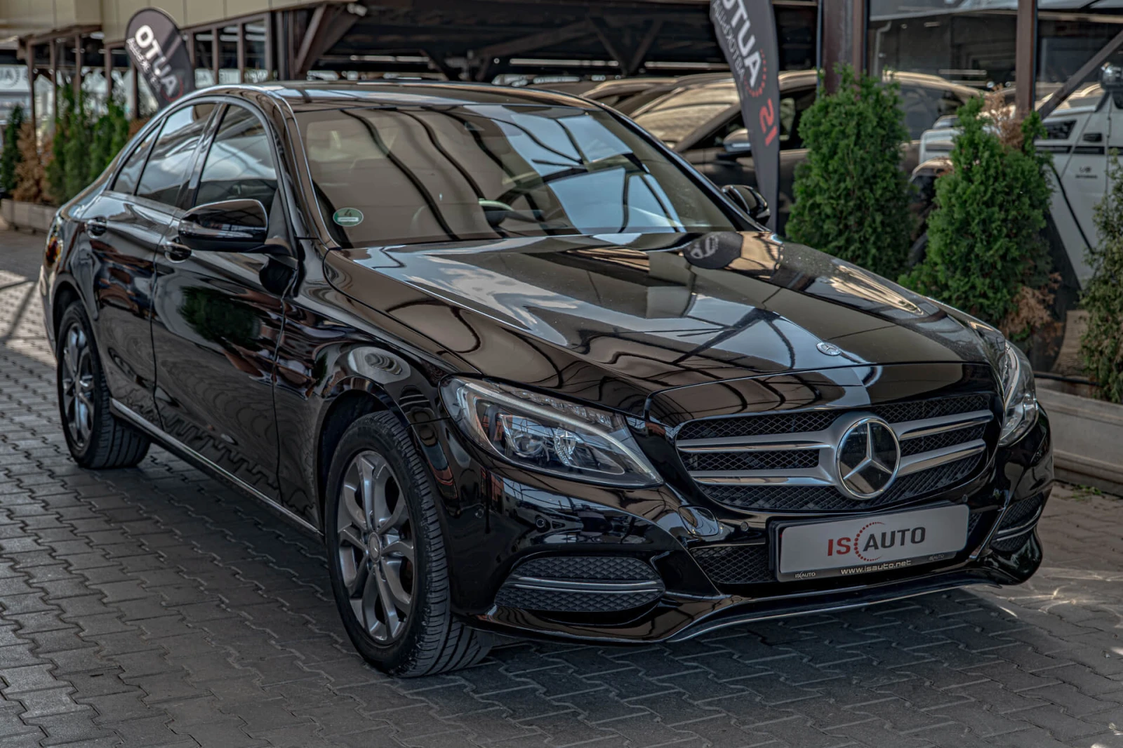 Mercedes-Benz C 250 CDI/4Matic/BlueTec/Distronic/PDC/F1, снимка 2 - Автомобили и джипове - 55903862