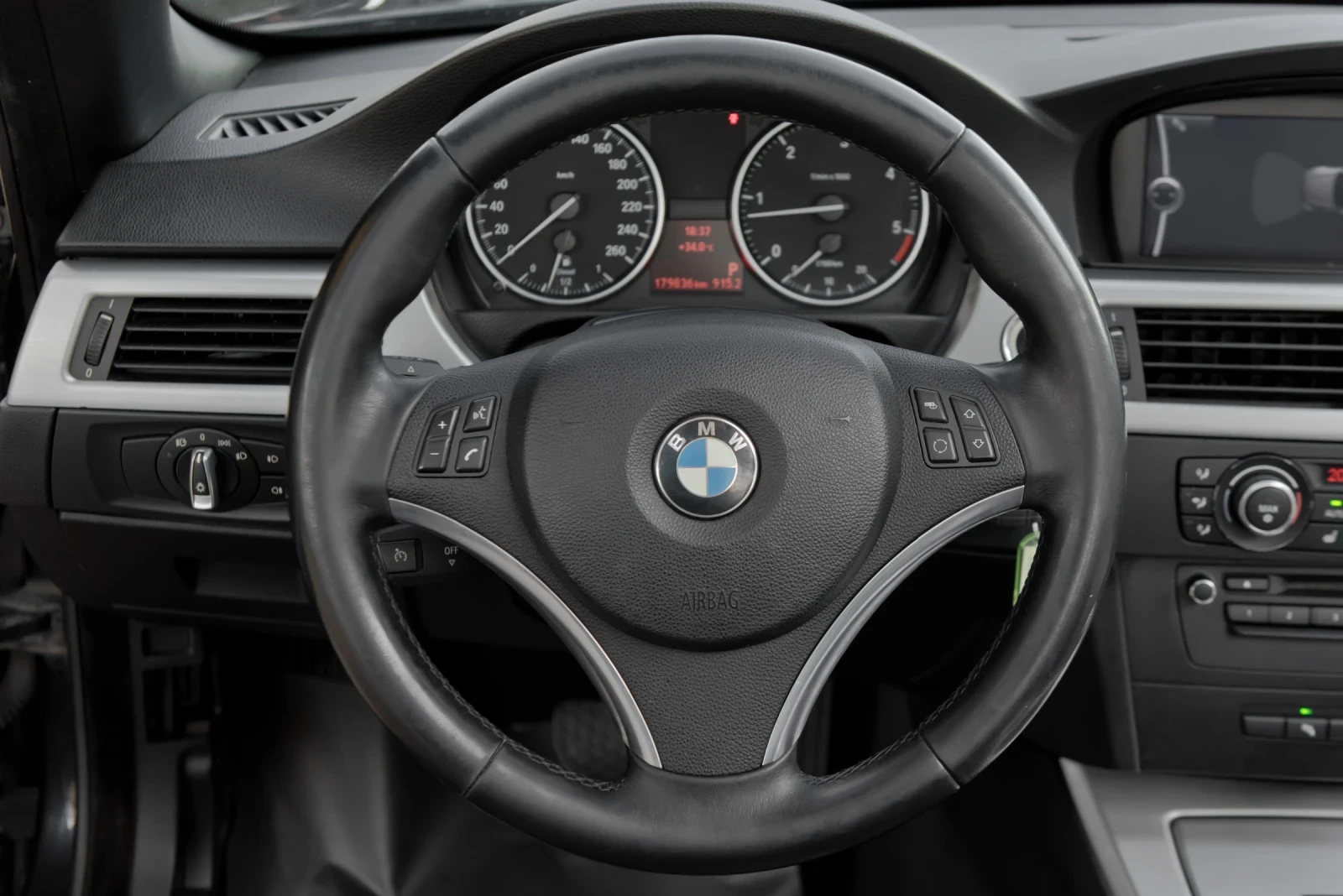 BMW 320 d/LCI/CIC/CABRIO, снимка 9 - Автомобили и джипове - 56039819
