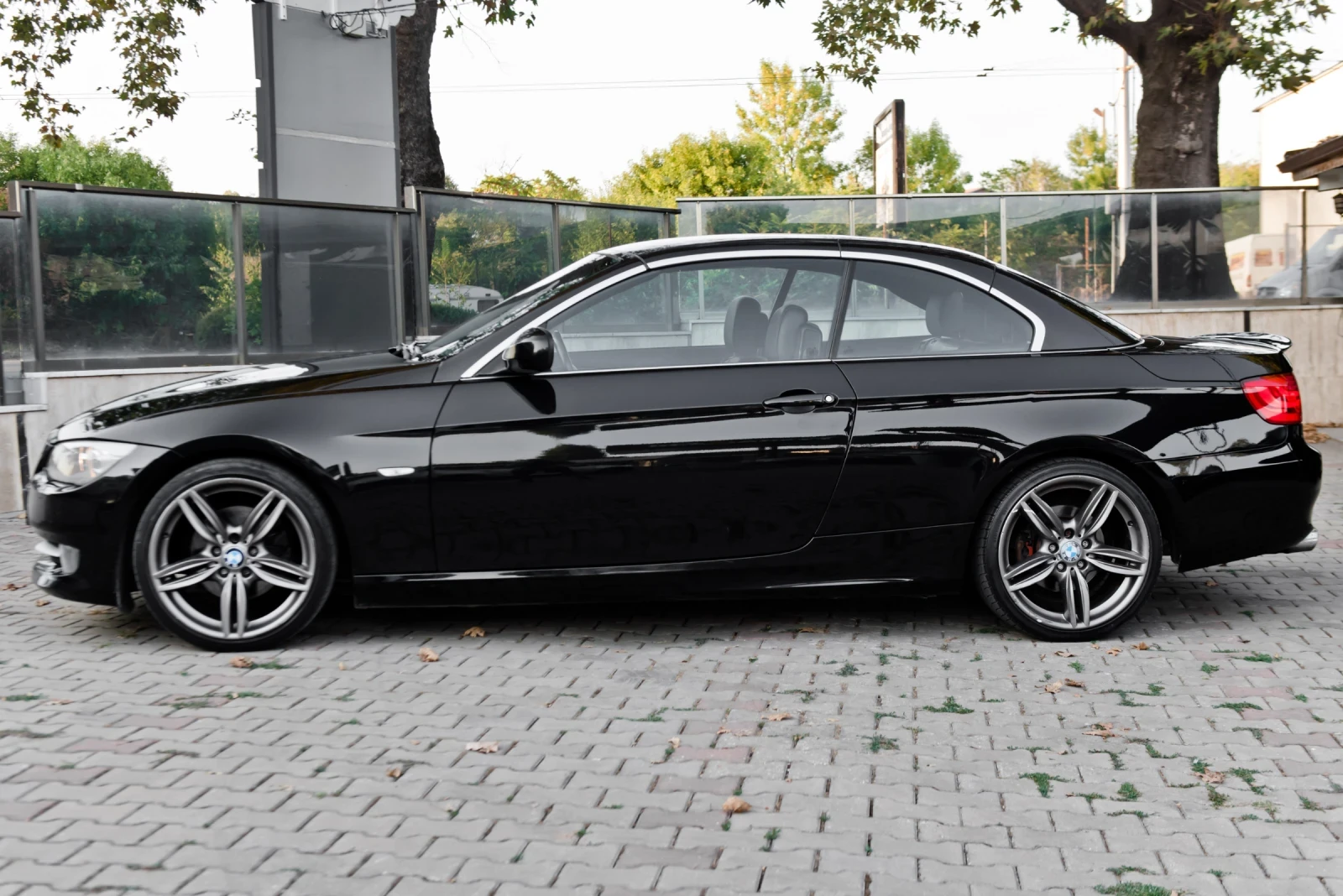 BMW 320 d/LCI/CIC/CABRIO, снимка 4 - Автомобили и джипове - 56039819