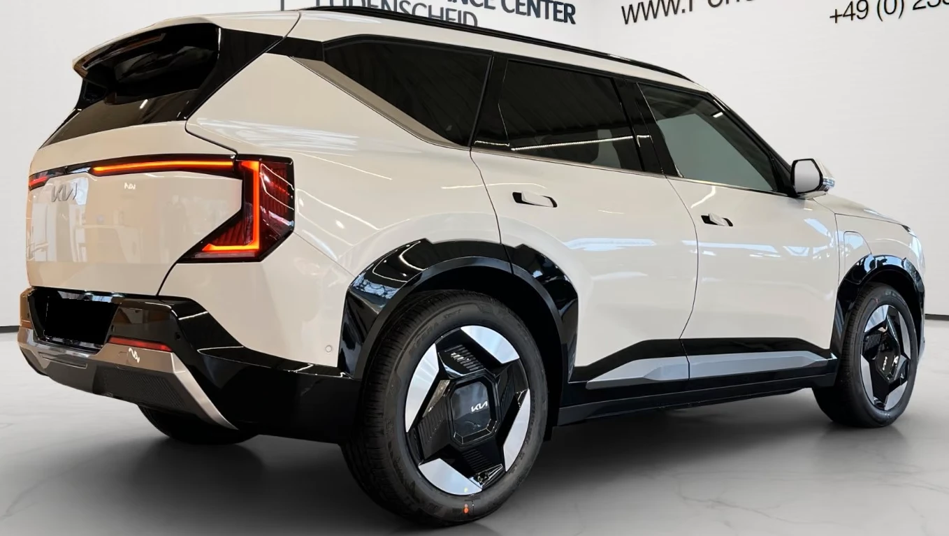 Kia EV5 EARTH* 360 CAM* DISTR* KEYLESS* PANORAMA* , снимка 2 - Автомобили и джипове - 56225108