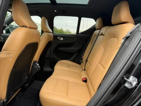 Volvo XC40 D4 AWD, снимка 9