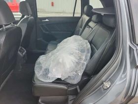VW Tiguan R LINE BLACK EDITION /CARFAX/2 ключа/Гуми и Джанти, снимка 10