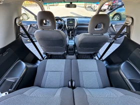 Toyota Rav4 2.0D4D 4X4 (РЕГИСТРИРАН, ОБСЛУЖЕН), снимка 11