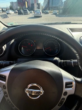 Nissan Qashqai 1.5DCi, снимка 5 - Автомобили и джипове - 53661479