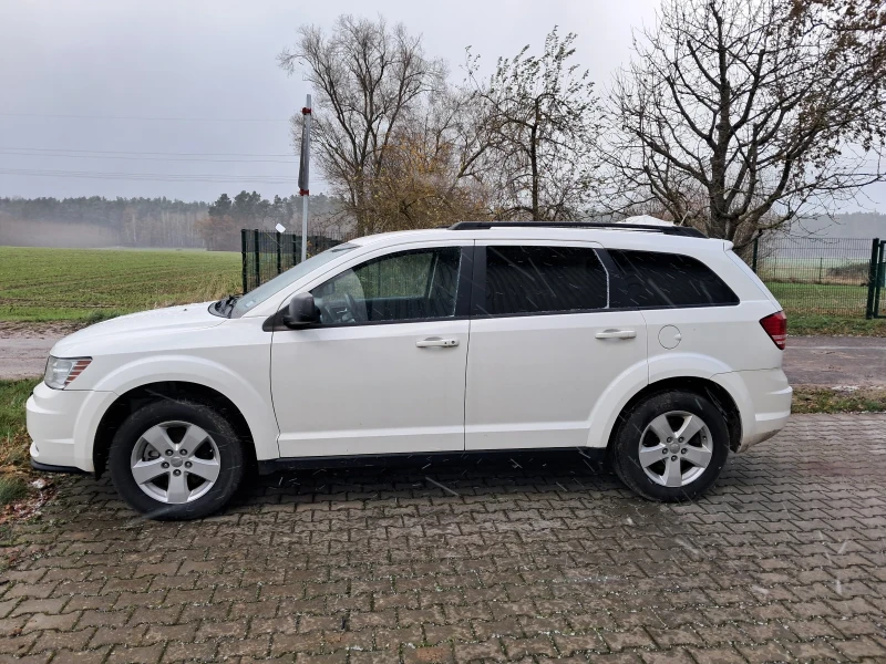 Dodge Journey, снимка 16 - Автомобили и джипове - 48119967