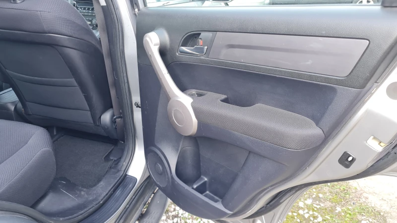 Honda Cr-v 2.0i 4x4, снимка 13 - Автомобили и джипове - 52722760