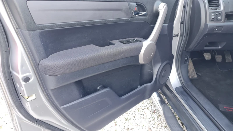 Honda Cr-v 2.0i 4x4, снимка 5 - Автомобили и джипове - 52722760