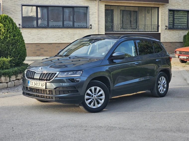 Skoda Karoq 2.0 TDI, снимка 1 - Автомобили и джипове - 46986896