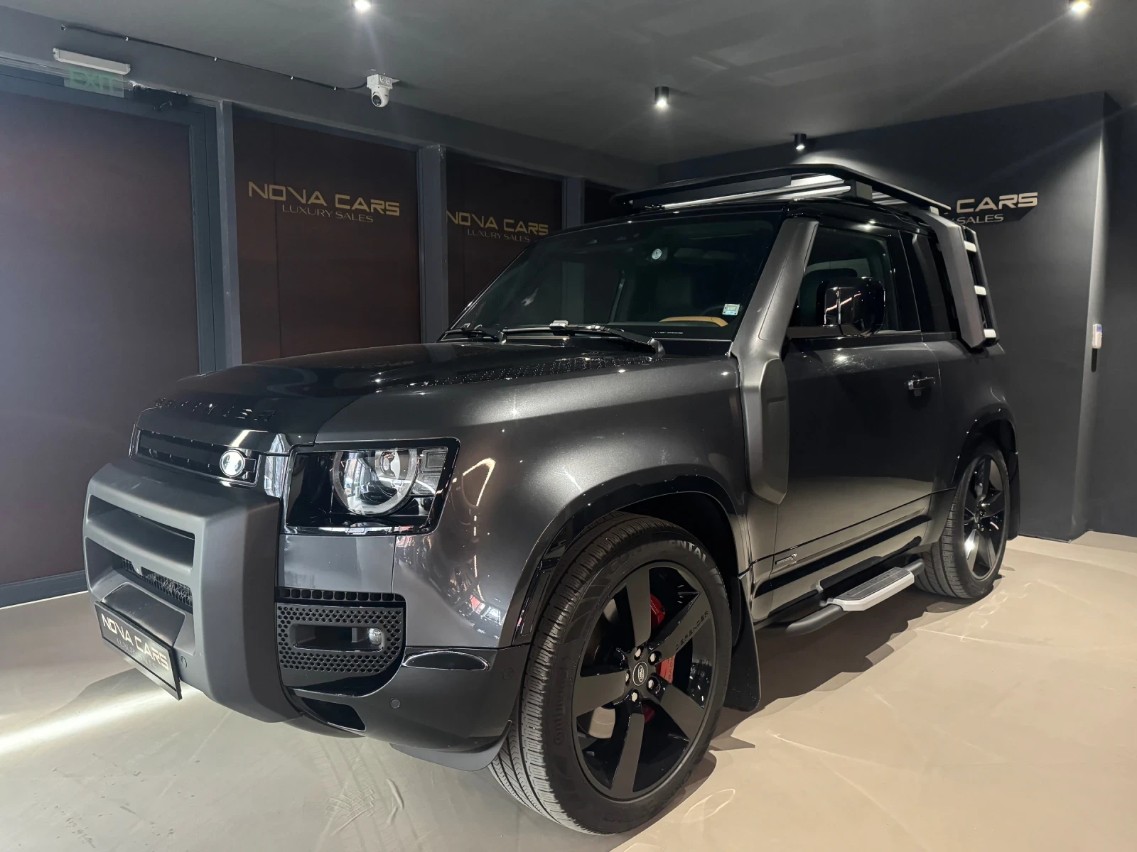 Land Rover Defender 90 P400 Dynamic X, снимка 1