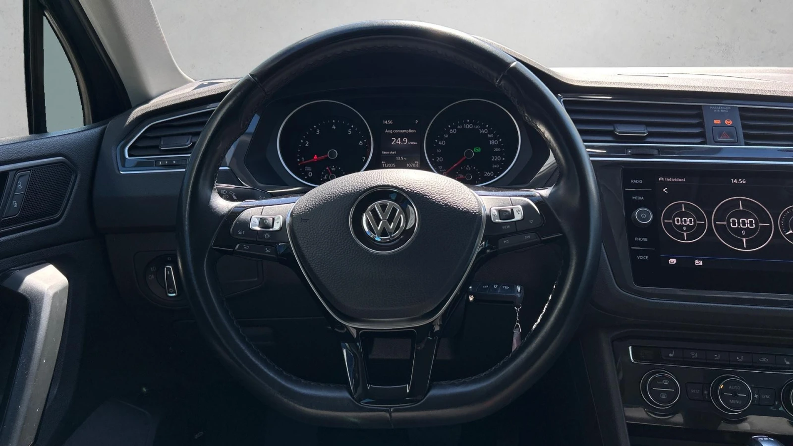 VW Tiguan 2.0 TSi 4Motion, Месечна вноска от 581 лв. - изображение 9