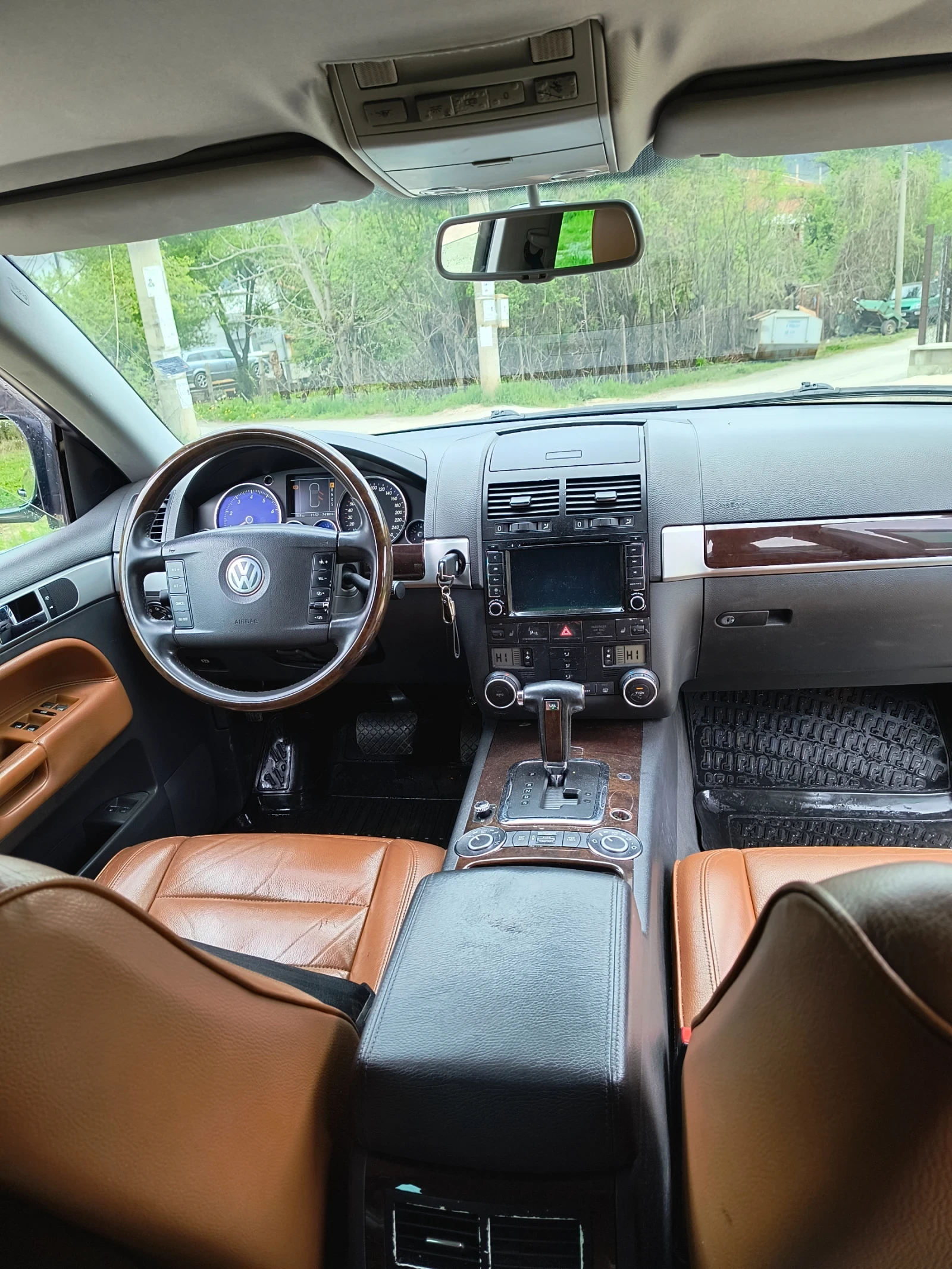 VW Touareg  - изображение 10