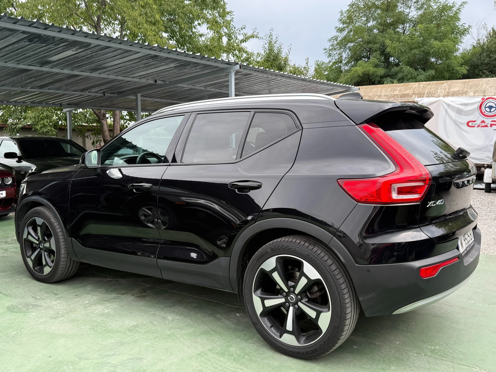 Volvo XC40 D4 AWD - изображение 6