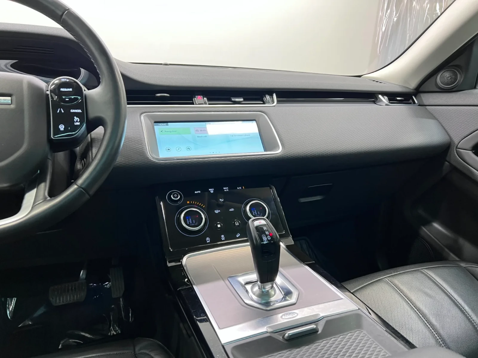 Land Rover Range Rover Evoque P250 S - изображение 9