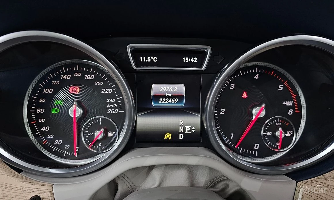 Mercedes-Benz GLE 350 4MATIC* PANO* 360* 9G* Обдухване - изображение 8