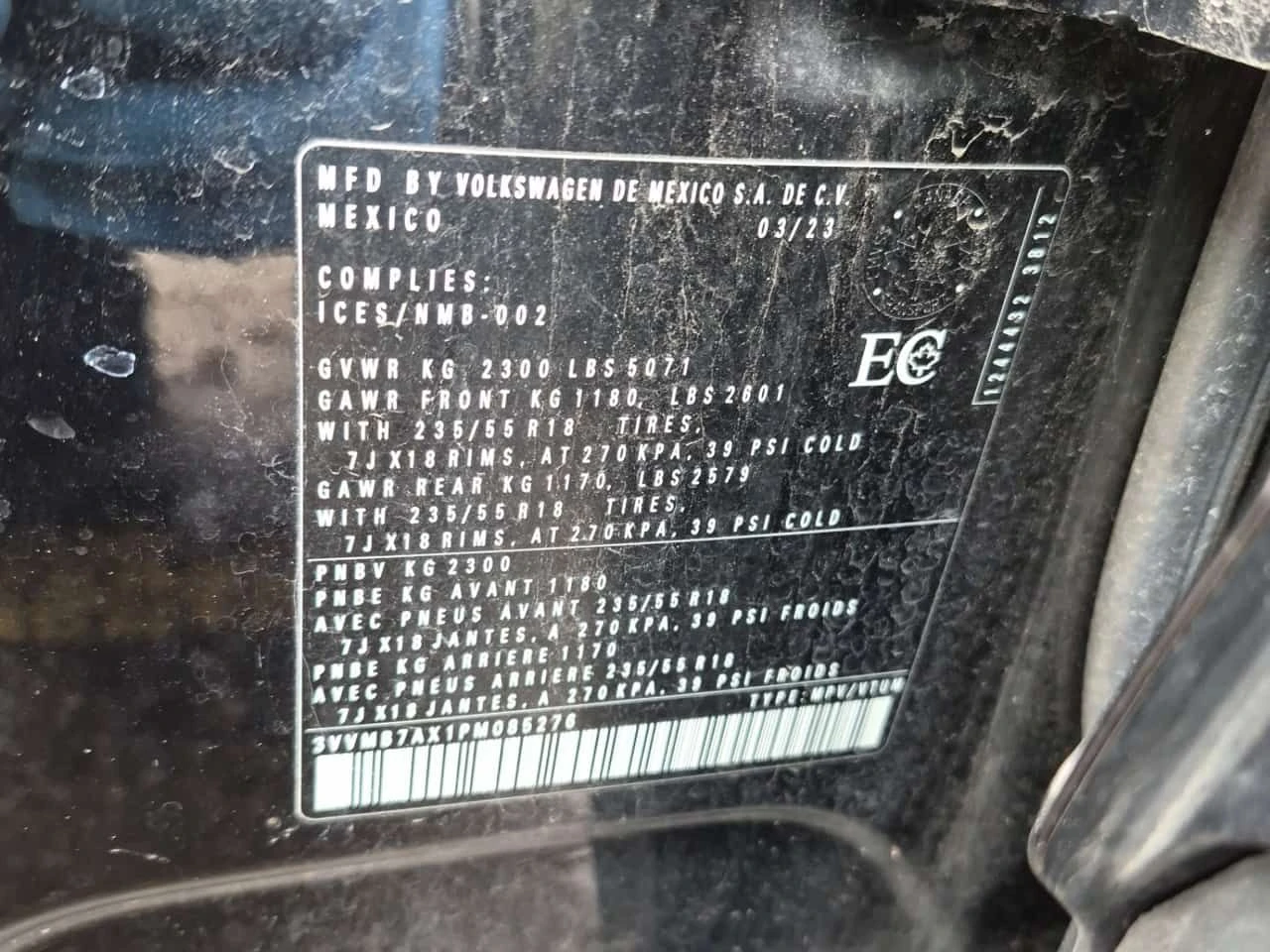 VW Tiguan COMFORTLINE /CARFAX/Кожа/Панорама/Подгрев, снимка 14 - Автомобили и джипове - 53740749