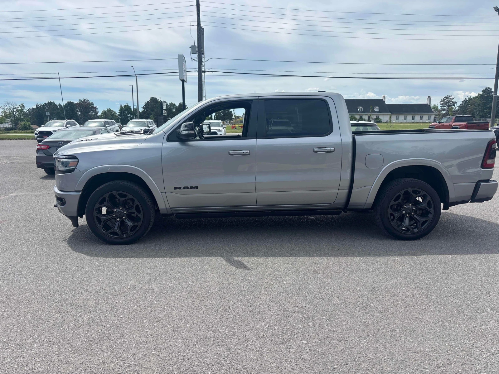 Dodge RAM 1500 LIMITED * * CARFAX * * АВТО КРЕДИТ * * , снимка 3 - Автомобили и джипове - 55049443