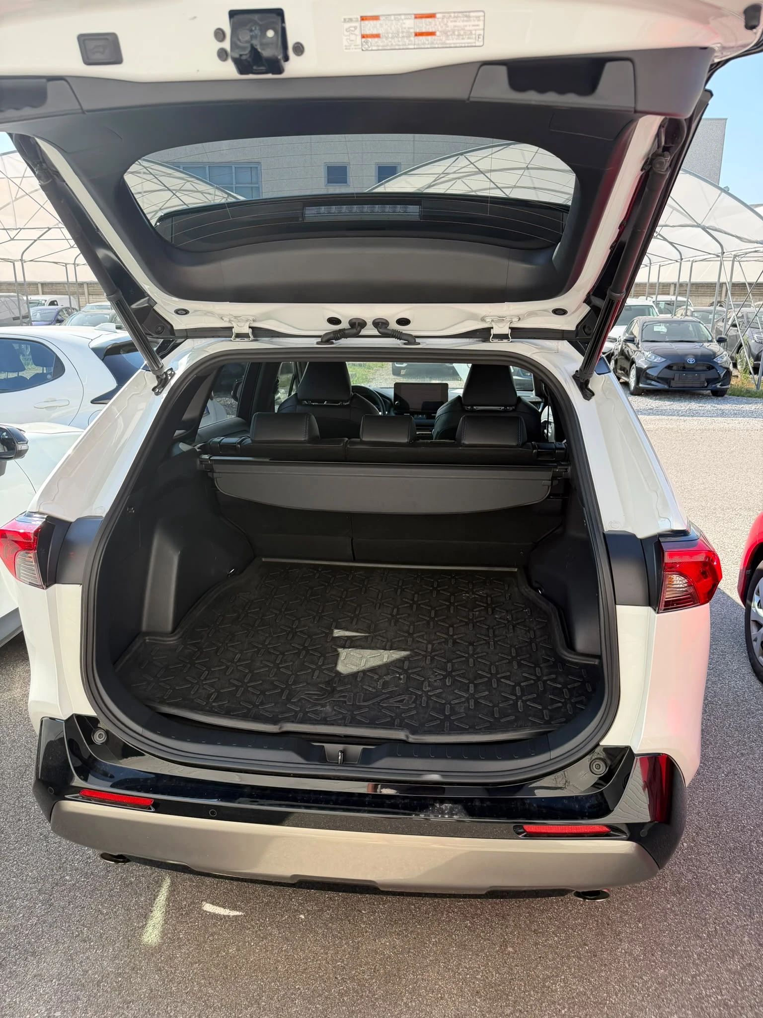 Toyota Rav4 2.5i AWD-i/FACELIFT/DIGITAL COCKPIT/EXCLUSIVE/PEAR | Mobile.bg � ����������� 8