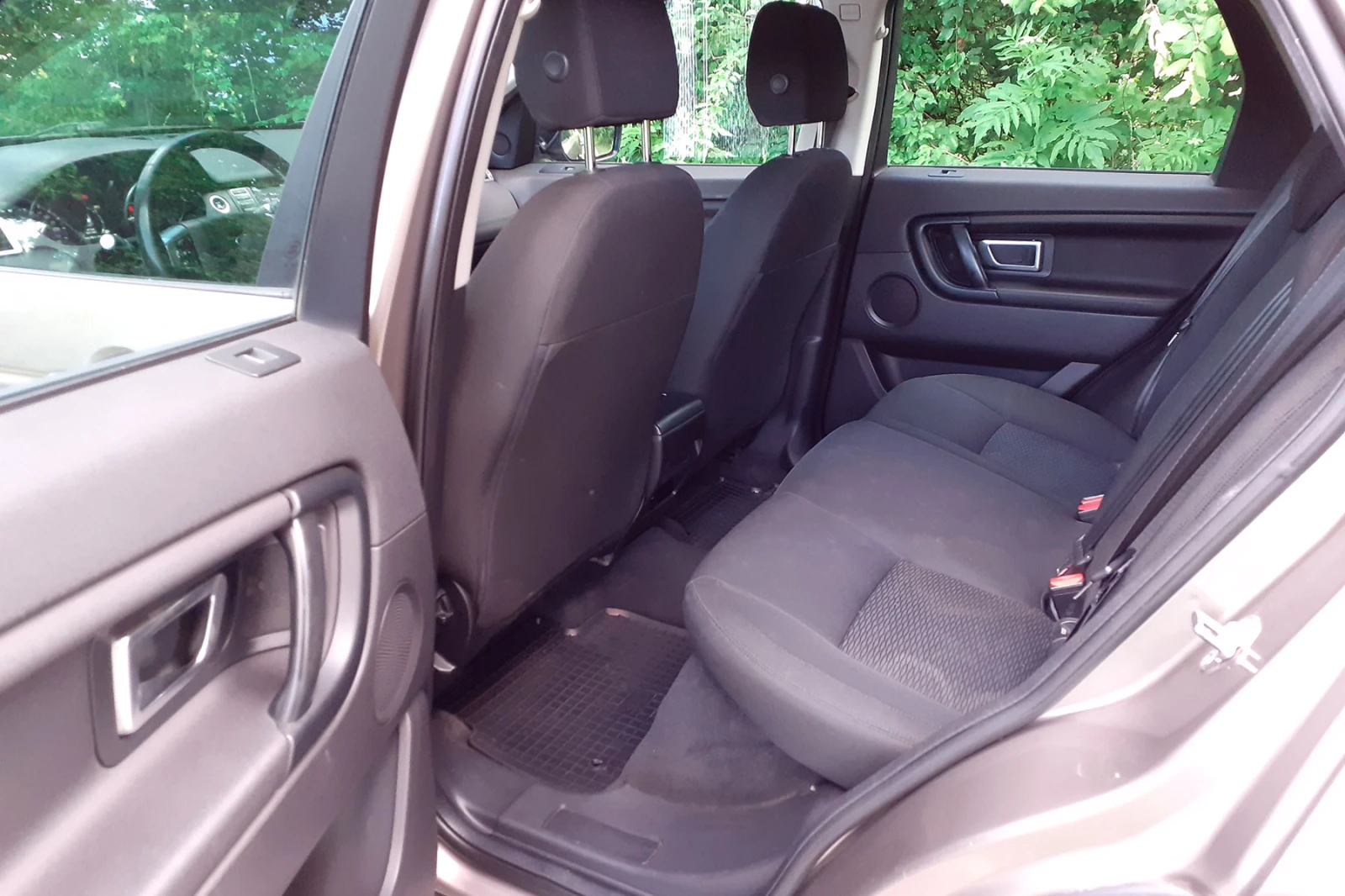 Land Rover Discovery Sport, снимка 11 - Автомобили и джипове - 55404821