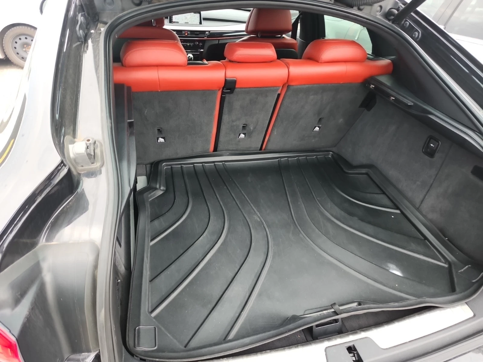 BMW X6 XDRIVE* HARMAN KARDON* HEAD-UP* ПОДГРЕВ* CARFAX, снимка 14 - Автомобили и джипове - 55692789