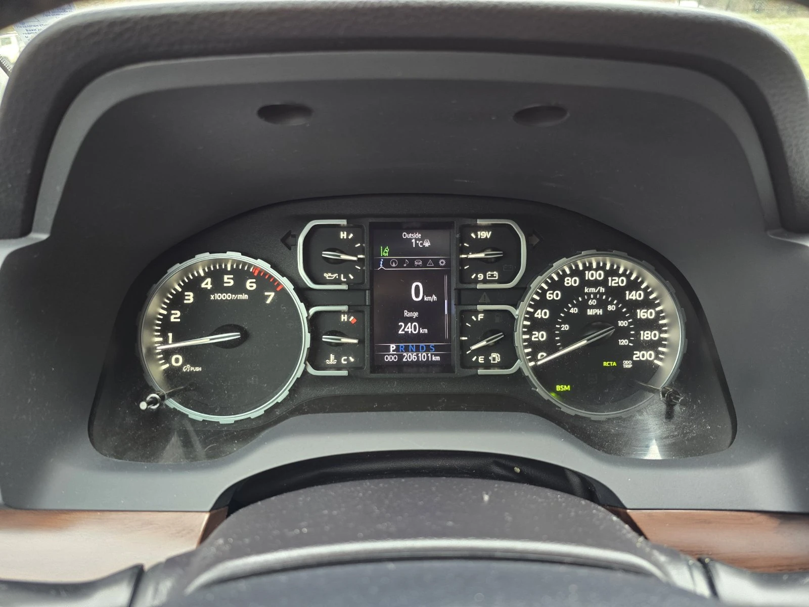Toyota Tundra 5.7i PLATINUM 4x4, снимка 14 - Автомобили и джипове - 55944299