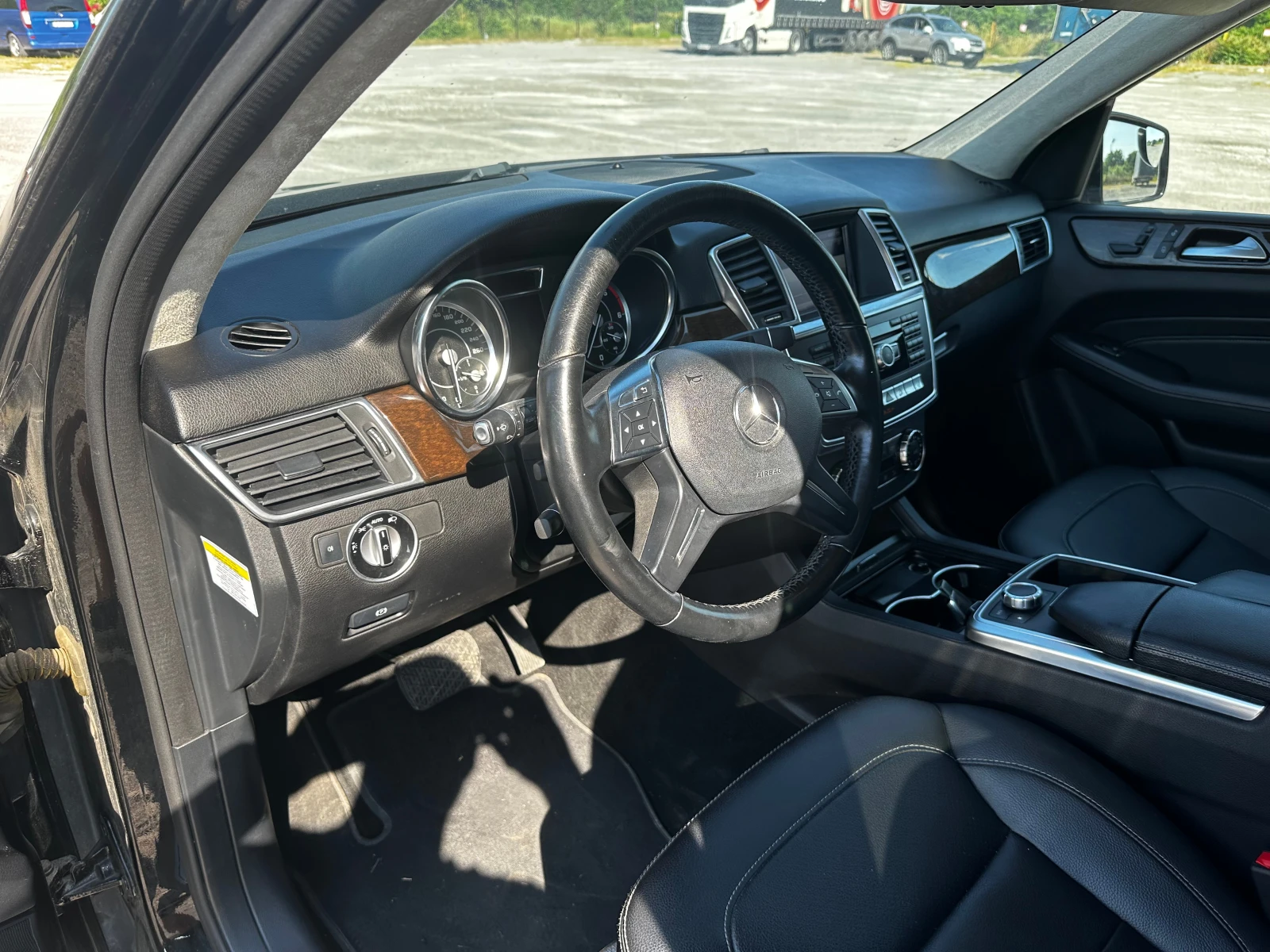 Mercedes-Benz GLE 350, снимка 9 - Автомобили и джипове - 55982203
