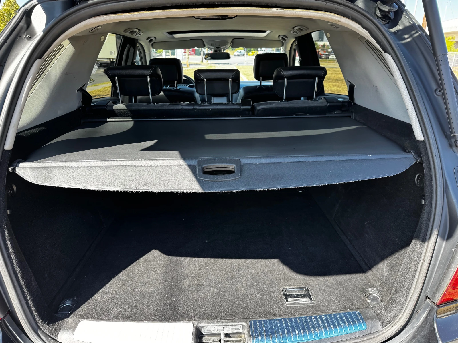 Mercedes-Benz ML 500 387кс-FULL, снимка 9 - Автомобили и джипове - 56194877