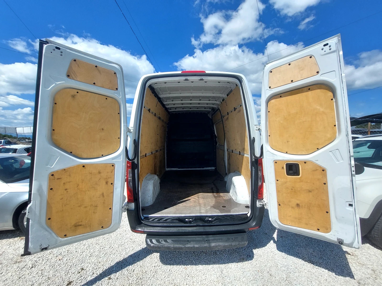 Mercedes-Benz Sprinter 311 ОБСЛУЖЕН ЛИЗИНГ - изображение 5