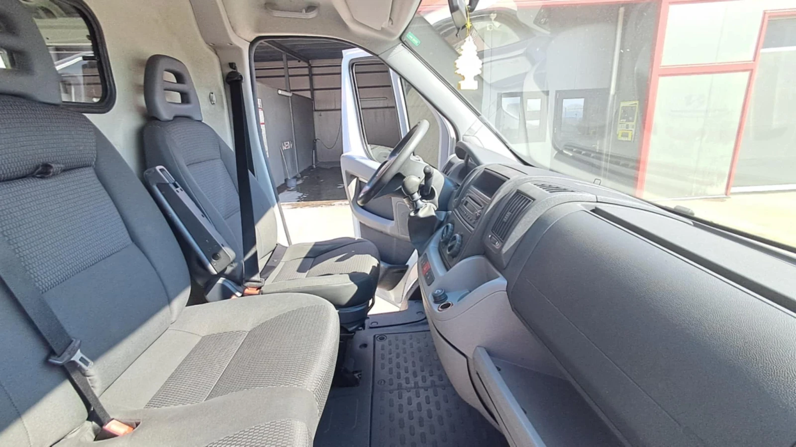 Citroen Jumper 2.2 HDI - изображение 7