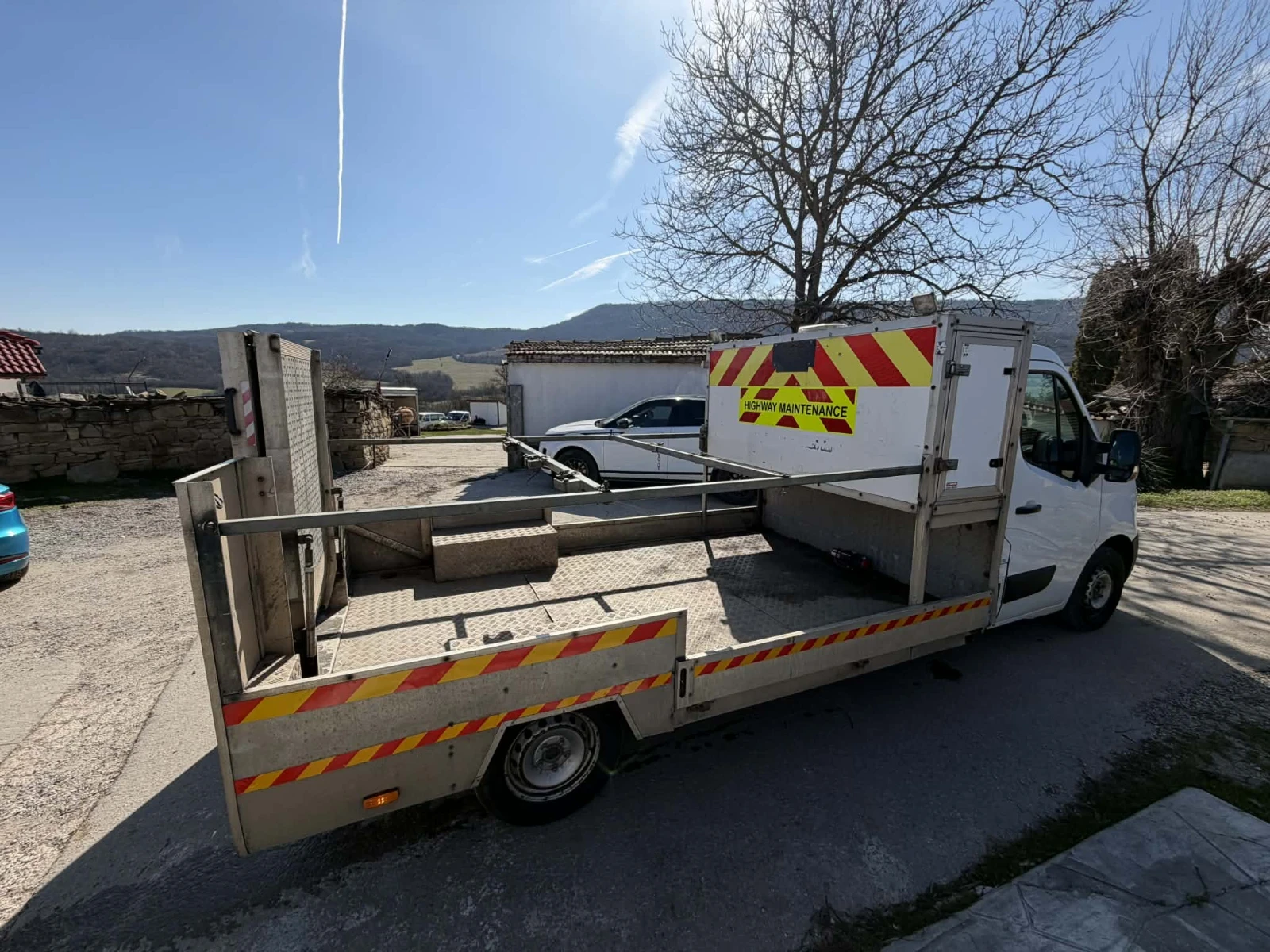 Nissan NV400 Специален // платформа, снимка 2 - Бусове и автобуси - 54045976