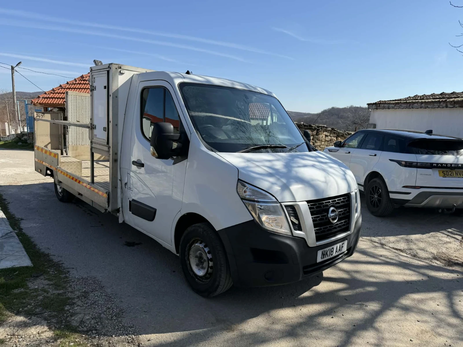 Nissan NV400 Специален // платформа, снимка 4 - Бусове и автобуси - 54045976
