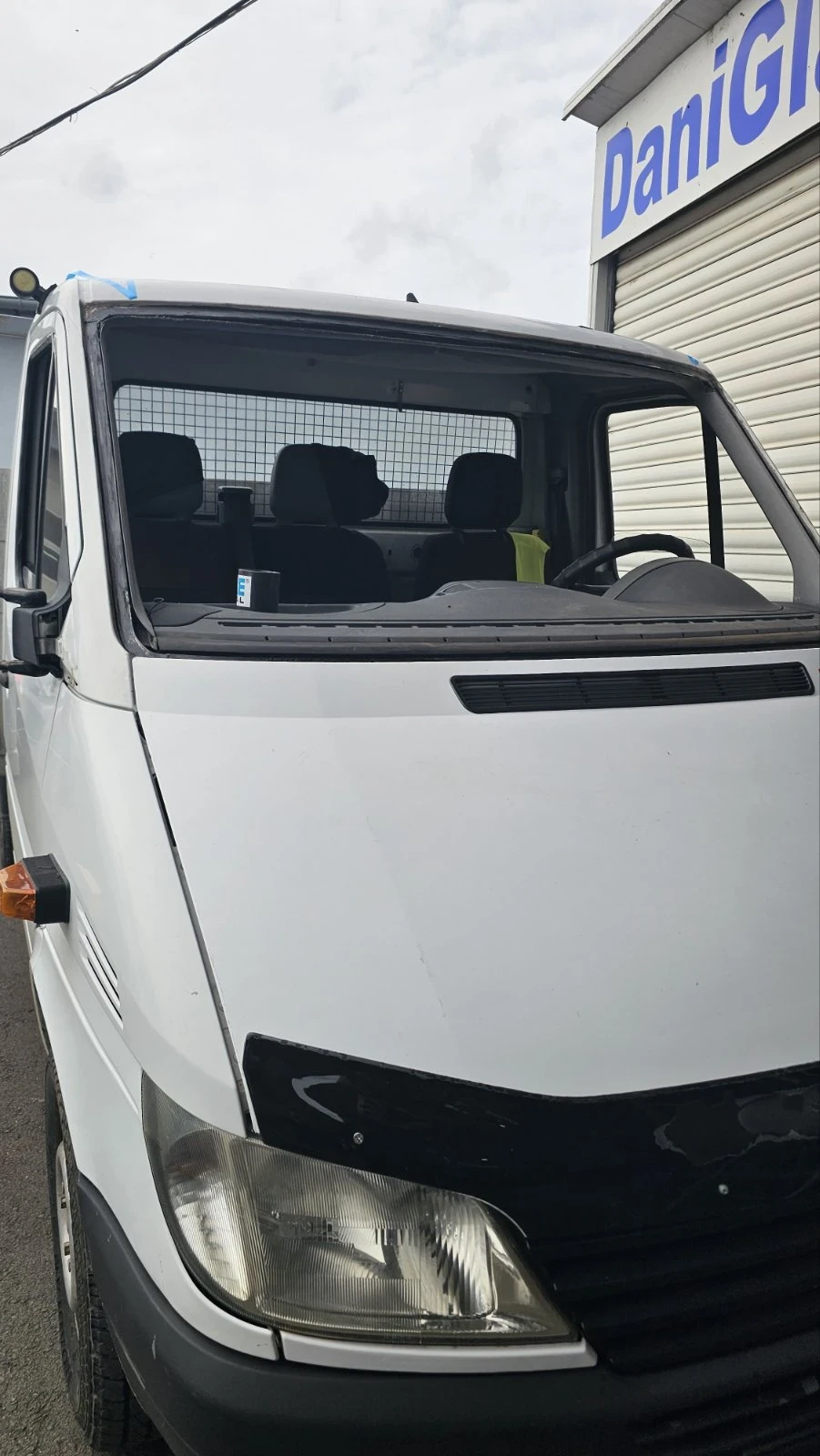 Mercedes-Benz 313, снимка 2 - Бусове и автобуси - 54377390