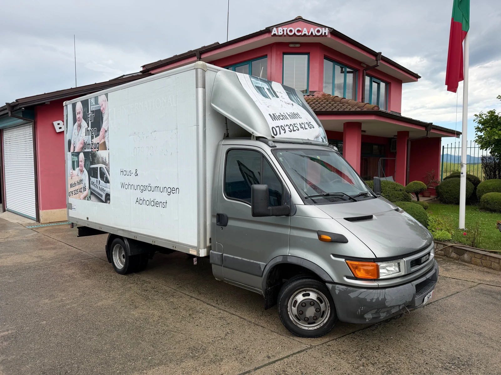 Iveco Daily 35C12* 2.3HPT* 4.20 метра фургон, снимка 12 - Бусове и автобуси - 54751293